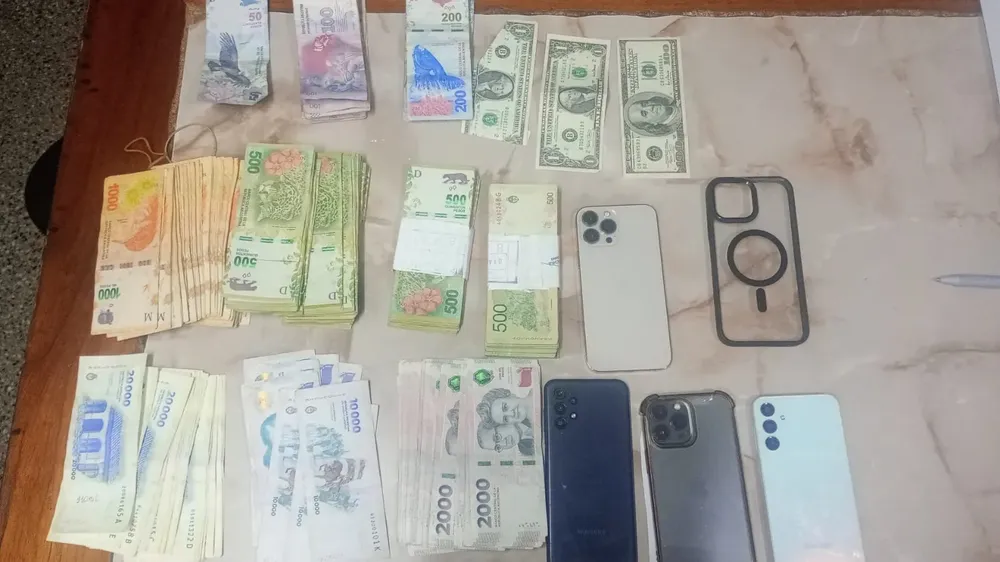 WhatsApp Image 2025-09-19 at 06.34.04