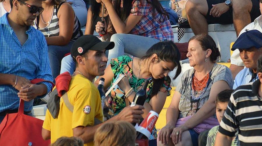 comida festival de doma y folklore